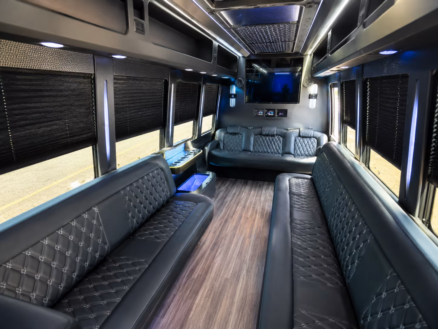 pasadena charter buses
