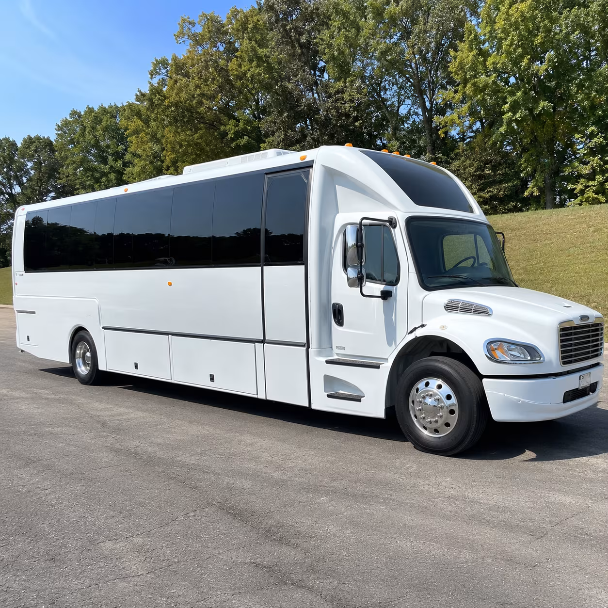 pasadena new years eve party bus rental