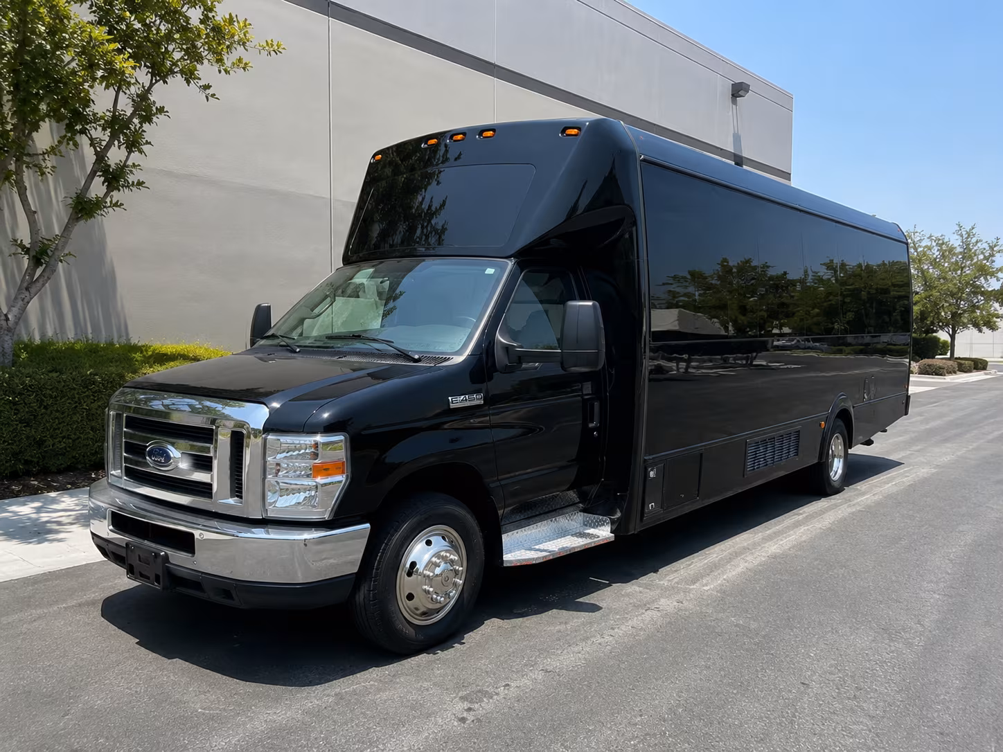 pasadena quincea n era sweet 16 party bus rental