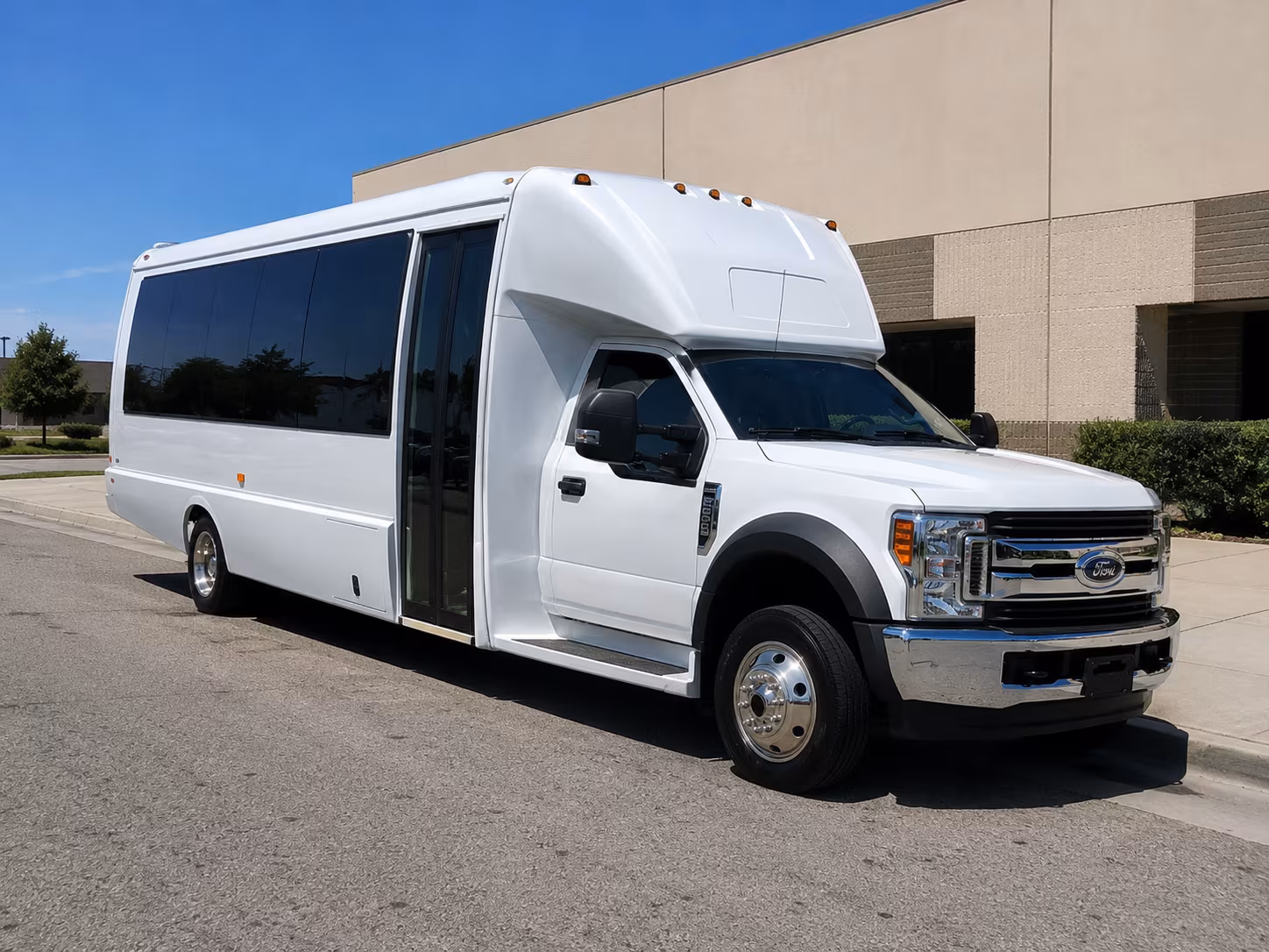 wedding shuttle buses for pasadena and southeast texas celebrations